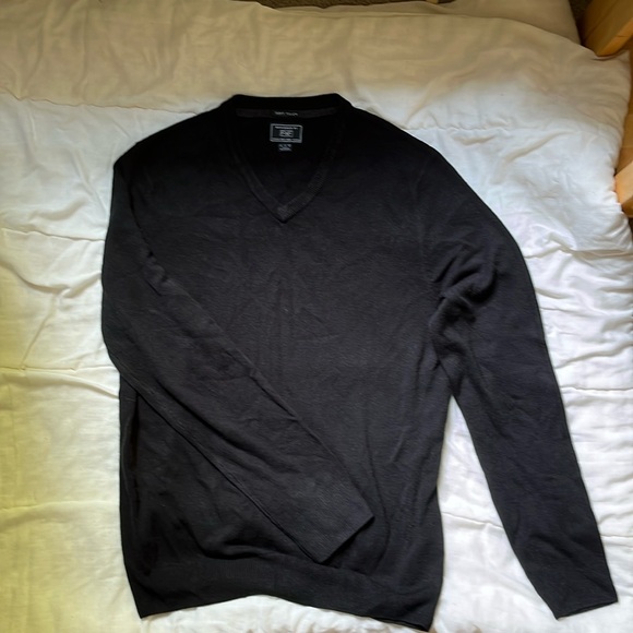 Men’s sweater - Picture 1 of 2